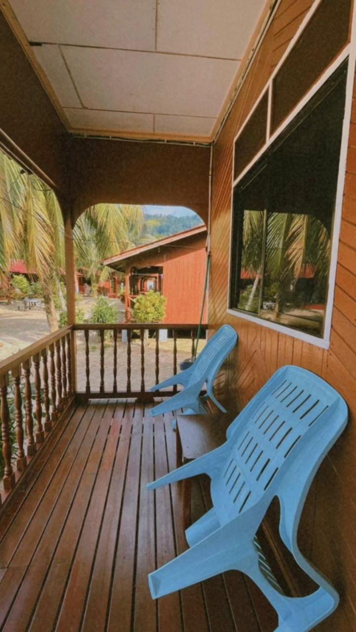 Salang Sayang Resort , Pulau Tioman Kampong Ayer Batang Exterior foto